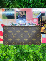 Load image into Gallery viewer, Lv Félicie pochette Christmas Vivienne
